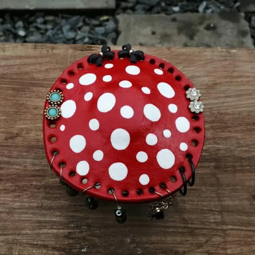Vista 5 de Organizador de aretes de hongos, torre de joyería de hongos, soporte decorativo estético, regalo de hongos para mujeres, adolescentes y niñas