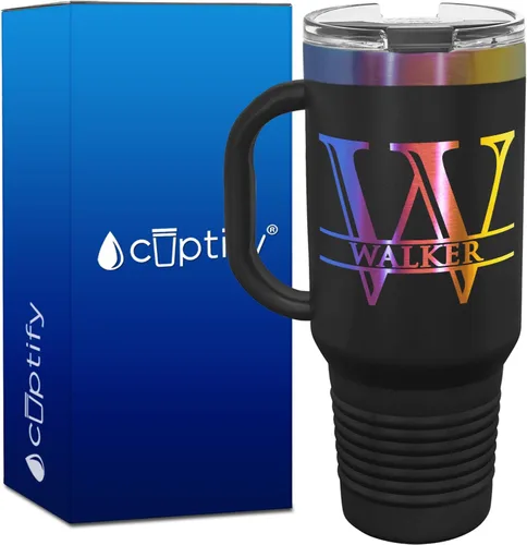 Vista 99 de Vaso personalizado de regalo de cumpleaños para mujeres y hombres, con monograma de escritura dividida, inicial y nombre grabado en negro, taza