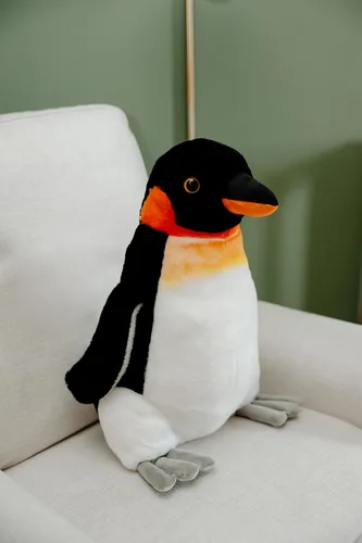 Vista 5 de The Petting Zoo Peluche de pingüino emperador, regalos para niños, animales marinos Wild Onez, juguete de peluche jumbo de pingüino de 20 pulgadas