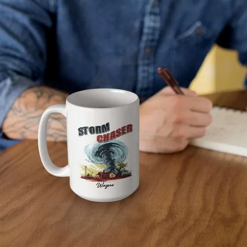 Vista 4 de Taza de café personalizada Storm Chaser con nombre, taza de cerámica de tornado personalizada para meteorólogo, regalos novedosos para amantes