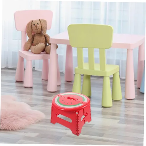 Vista 2 de KOMBIUDA Taburete portátil de plástico para niños y niñas, plegable, ligero, seguro para niños, versátil para actividades al aire libre en interiores