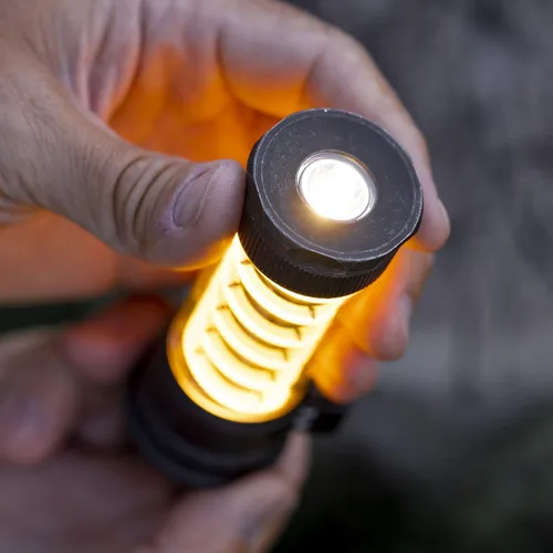Vista 5 de Barebones Edison Light Stick – Lámpara LED recargable USB y linterna con 7 modos, tiempo de funcionamiento de más de 40 horas, accesorios de camping