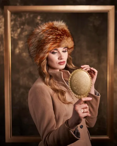 Vista 35 de Futrzane Sombrero clásico cosaco - Sombreros de piel sintética para mujer - Sombrero ruso peludo cálido