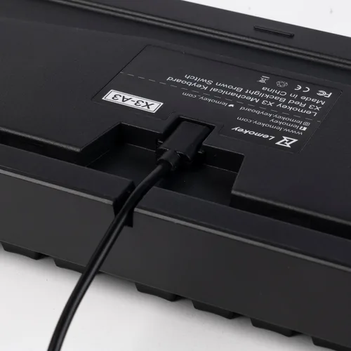 Vista 6 de LEMOKEY X3 - Teclado mecánico para juegos con cable, diseño 100% con teclado programable QMK/VIA, interruptor marrón, retroiluminación roja