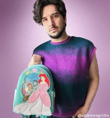 Vista 8 de Loungefly Disney La Sirenita Ariel Princess Lenticular Mini Mochila, verde azulado, Moderno