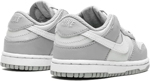 Vista 2 de Nike Kid's Dunk Low Sneaker