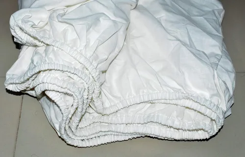 Vista 6 de Sábana bajera ajustable 100% algodón blanco de 10.0 in de profundidad, suave y cómodo protector de colchón tamaño King con o sin almohadas