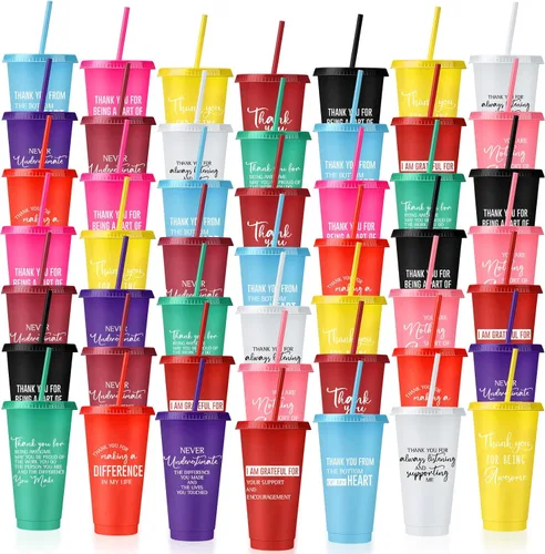 Vista 11 de Nuenen 50 vasos de agradecimiento a los empleados con popote y tapa a granel de 24 onzas, taza de agradecimiento, regalo de fiesta de Navidad, vasos