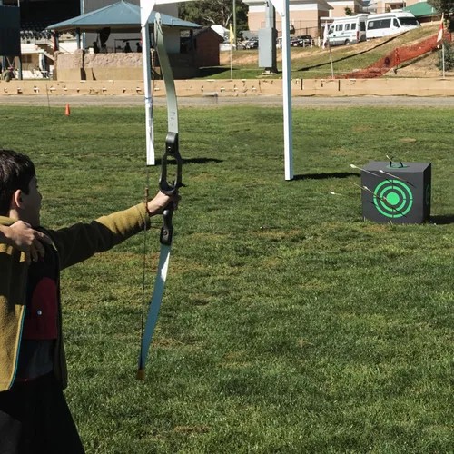 Vista 8 de VEVOR Archery Target Block, All-Side Bow Target Block, Outdoor Portable Archery Target with Carry Handle, Easy Arrow Removal, Great Visibility