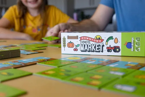 Vista 5 de Blue Orange Games - Juego de mesa de estrategia, para niños, adolescentes, adultos, fiestas familiares, parejas, noches de juego, juego