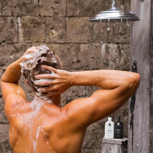 Vista 8 de Champú orgánico anticaspa – Nutre, repara y ayuda a fortalecer todo tipo de cabello – Sin parabenos, sin sulfatos – Champú hidratante de cúrcuma