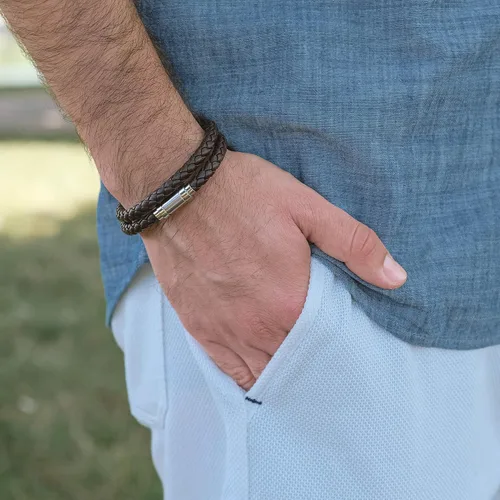 Vista 5 de Pulsera de cuero trenzada con cierre magnético de acero inoxidable para hombre, pulsera de cuero auténtico con cierre magnético