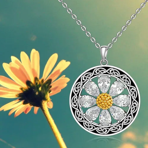Vista 4 de Talonior Daisy Necklace Axolotl Moth Cat Raccoon Cardinal Necklaces Snowflake Four Leaf Clover Necklace Christmas Santa Claus Pendant for Women