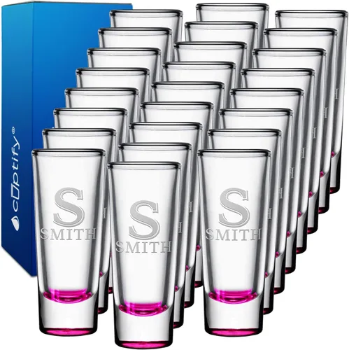 Vista 31 de Vaso de chupito personalizado con fondo negro personalizado de 2 oz, vasos de chupito cordiales con inicial y nombre en script dividido