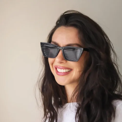 Vista 5 de Mostly Sunny - Gafas de sol polarizadas UV400 con montura cuadrada retro Cateye para mujer