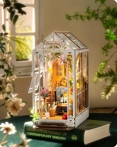 Vista 2 de Rolife Kit de casa de muñecas en miniatura y kits de rincón de libros (invernadero de Caty+casa de jardín)