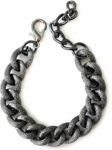 Vista 8 de Textured Faux Pavé Matte Cuban Link Chain Bracelet