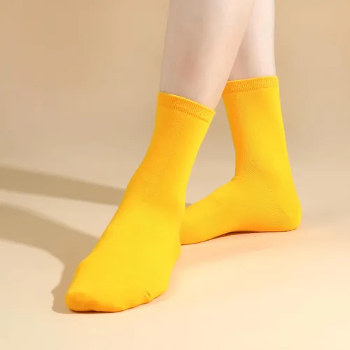 Vista 5 de kikiya socks Calcetines de cuello redondo para mujer, 4-6 pares de calcetines coloridos de algodón a rayas con diseño de arco iris y lunares