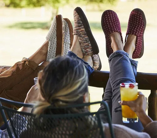 Vista 3 de Acorn - Pantuflas estilo mocasín para mujer