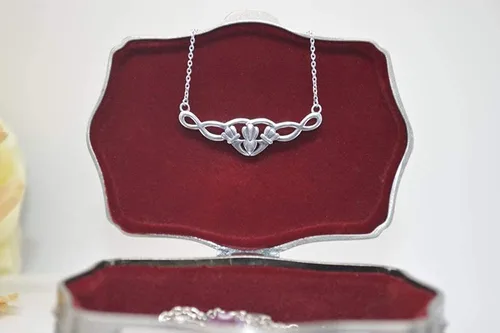 Vista 4 de Claddagh Necklace Celtic Knot Earrings Irish Jewelry Wedding Anniversary Ireland Gifts Women Claddagh 925 Sterling Silver Heart Hand Crown