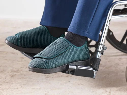 Vista 5 de Silvert's Adaptive Clothing & Footwear Mens Double-Extra Wide Slip-Resistant Slippers for Seniors
