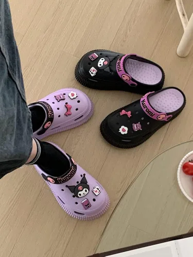 Vista 6 de Zapatos kawaii Kuromi pantuflas para mujer, lindos zuecos de jardín, de dibujos animados, para interiores, exteriores, sandalias de nube para niñas