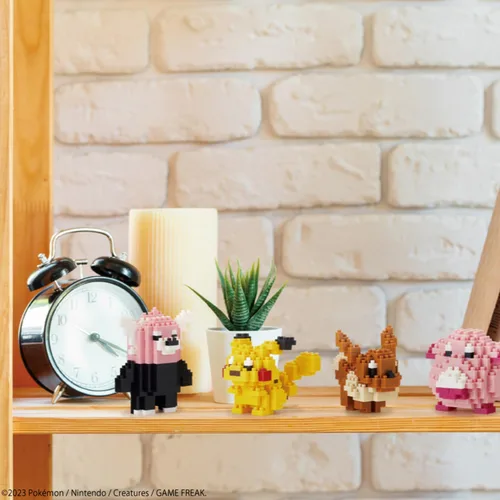 Vista 3 de Nanoblock - Eevee [Pokémon], kit de construcción de la serie Pokémon (NBPM_005)