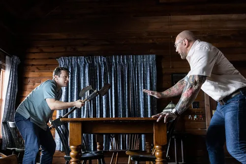 Vista 7 de Knock at the Cabin - Collector's Edition 4K Ultra HD + Blu-ray + Digital [4K UHD]