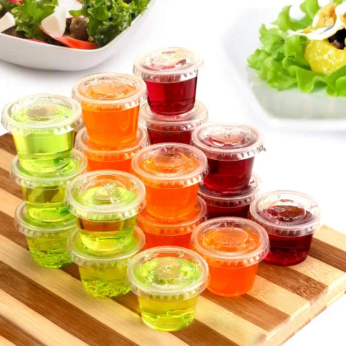 Vista 4 de TashiBox 100 juegos de vasos desechables de plástico con tapas, porción de soufflé, aderezo para ensalada de salsa, tazas de condimentos, paquete