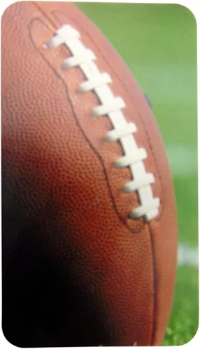 Vista 4 de Westmon Works Rosario de fútbol con encanto de San Sebastián y tarjeta de oración Catholic Sports Expressions Rosarios Series, Madera, No es una