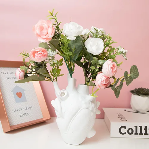 Vista 4 de Florero anatómico con forma de corazón, florero creativo de corazón humano, florero de resina, adorno de escritorio, escultura de resina, estante
