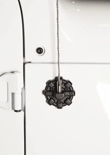 Vista 6 de Rugged Ridge Base de antena Elite para Jeep Wrangler/Gladiator 17212.13 Compatible con Jeep Wrangler JK/JL 2007-2025; Jeep Gladiator JT