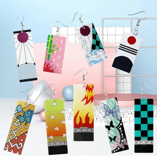 Vista 3 de Aretes Tanjiro y aretes Hanafuda aretes de acrílico Kamado Tanjirou Kimetsu No Yaiba Cosplay para Halloween regalo Acrílico Aventurina