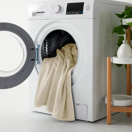 Vista 6 de KMUSET Manta de Tiro Súper Suave Premium de Franela de Forro Polar Sedosa Tamaño de Tiro Beige Microfibra Manta Ligera para Uso en Todas