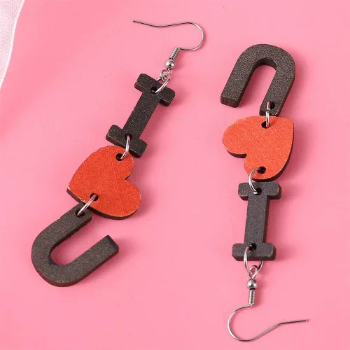 Vista 8 de Aretes únicos de madera creativos con letras de amor, únicos para el día de San Valentín, flecha, en forma de corazón, para mujeres, niñas, Día
