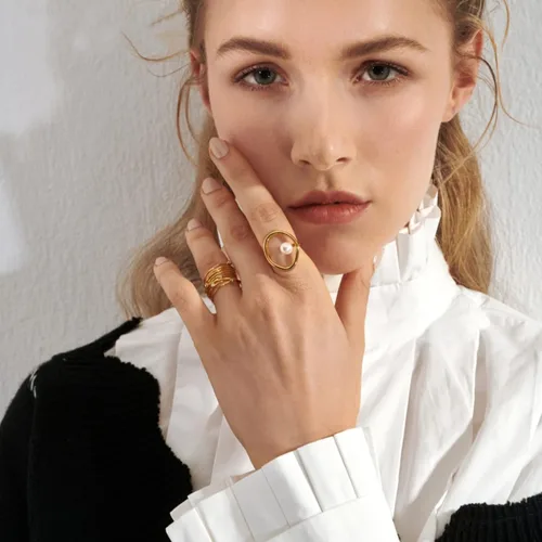 Vista 2 de FUNYCHEN Anillo de perlas de plata esterlina, anillo de perlas S925 para mujer, minimalista, irregular, oro, inspirador, anillo de perlas cultivadas