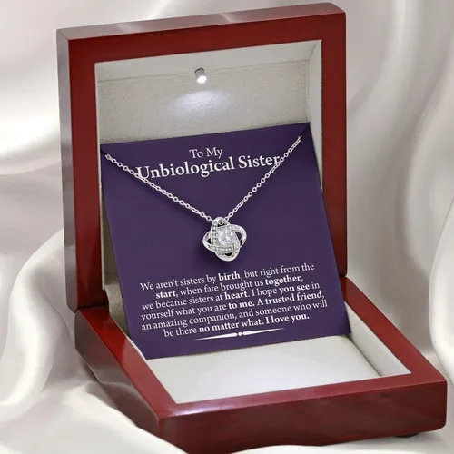 Vista 4 de Luminesco Necklace For My Sister - Regalo Para Mi Hermana, You're The Sister I Got To Choose Gifts, Being My Sister Is The Only Gift You Need
