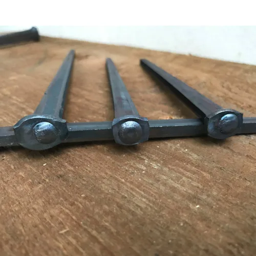 Vista 5 de Cabeza de rosa común cuadrada de acero de 6 pulgadas STANDARD-60d - Clavos de punta grande (5 clavos)