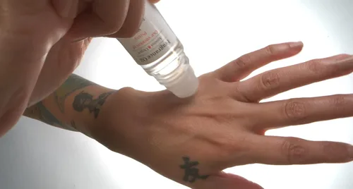 Vista 4 de 1 onza. Aceite de fragancia de perfume y cuerpo de coco y mango. Nuestra interpretación, puro sin cortar. Añade unas gotas a tu difusor