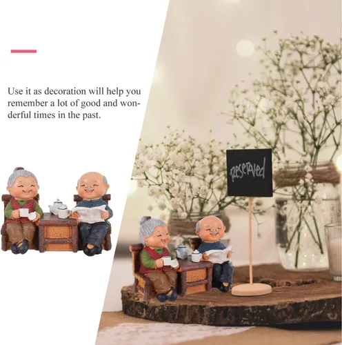 Vista 5 de Figuras de pareja de ancianos, 4 x 5.5 pulgadas, figuras de resina para parejas de ancianos, estatua de abuelos y padres, para boda, aniversario