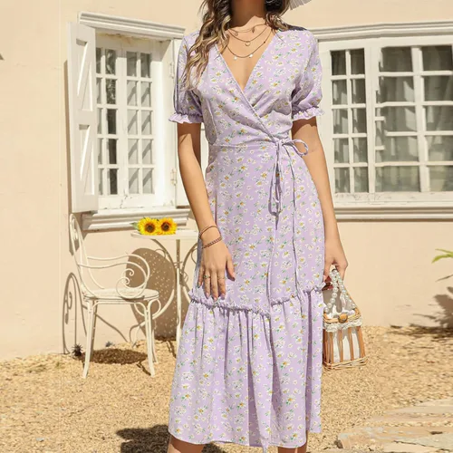 Vista 4 de Vestido de gasa con mangas abombadas y estampado floral, bohemio, con cuello en V cruzado, cintura con lazo, dobladillo con volantes y abertura