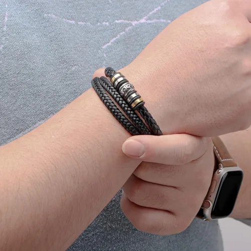 Vista 2 de Pulsera de cuero negro para hombre con correa de piel negra para hombre