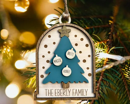 Vista 3 de Adorno de árbol de Navidad familiar anual personalizado, regalo personalizado, decoración navideña colgante