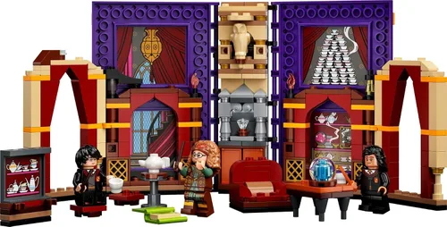 Vista 4 de Lego® Harry Potter™ Hogwarts™ Moment: Divination Class 76396 Kit de construcción; juego coleccionable para el aula para mayores de 8 años