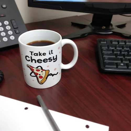 Vista 6 de Taza divertida con temática de pizza, taza de café de cerámica con asa de 11 onzas, color blanco Ceramic Coffee Mug With Handle, Microwave and