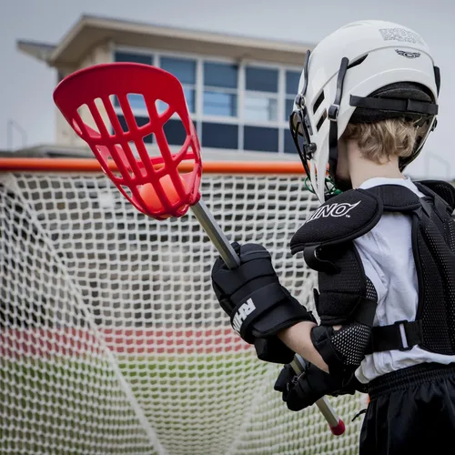 Vista 6 de Champion Sports Soft Lacrosse Set: Equipo de entrenamiento para niños, niñas, niños, jóvenes y atletas aficionados - 12 palos de aluminio y 6 bolas