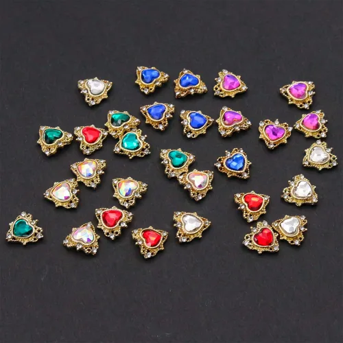 Vista 6 de 30 dijes de uñas de corazón y cristales para uñas, dijes de corazón para uñas, verde, azul, rojo, diamantes de imitación de corazón, cristales