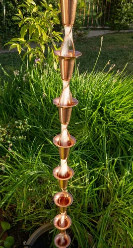 Vista 5 de Stanwood Rain Chain Cadena de lluvia de cobre en forma de campana/taza, 8 pies