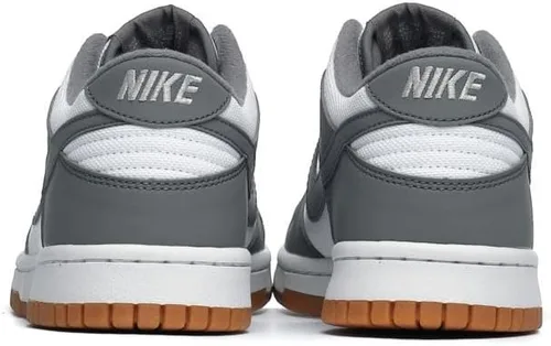 Vista 208 de Nike Kid's Dunk Low Sneaker
