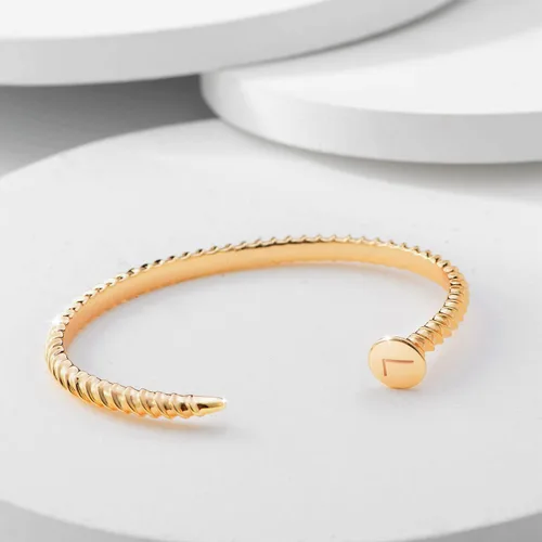 Vista 4 de Bemoly Pulsera de uñas para mujer, chapada en oro de 14 quilates, pulsera con inicial de tornillo, regalos inspiradores para niñas, pulsera ajustable